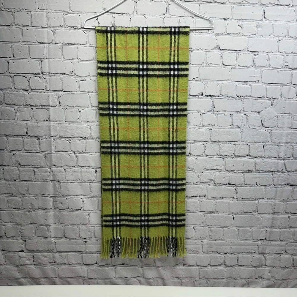 Burberry London  Lime and Black 100%Cashmere Scarf